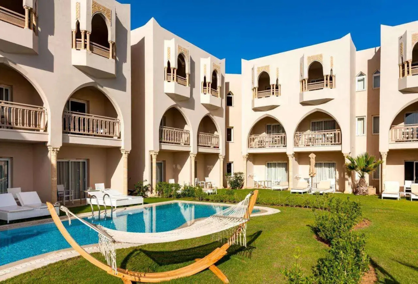 TUI BLUE Palm Beach Palace Djerba - Adults Only