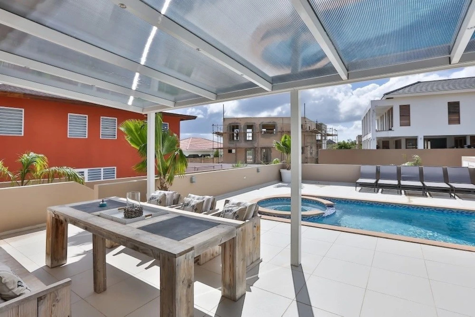 Luxury Villa With Pool in Jan Thiel