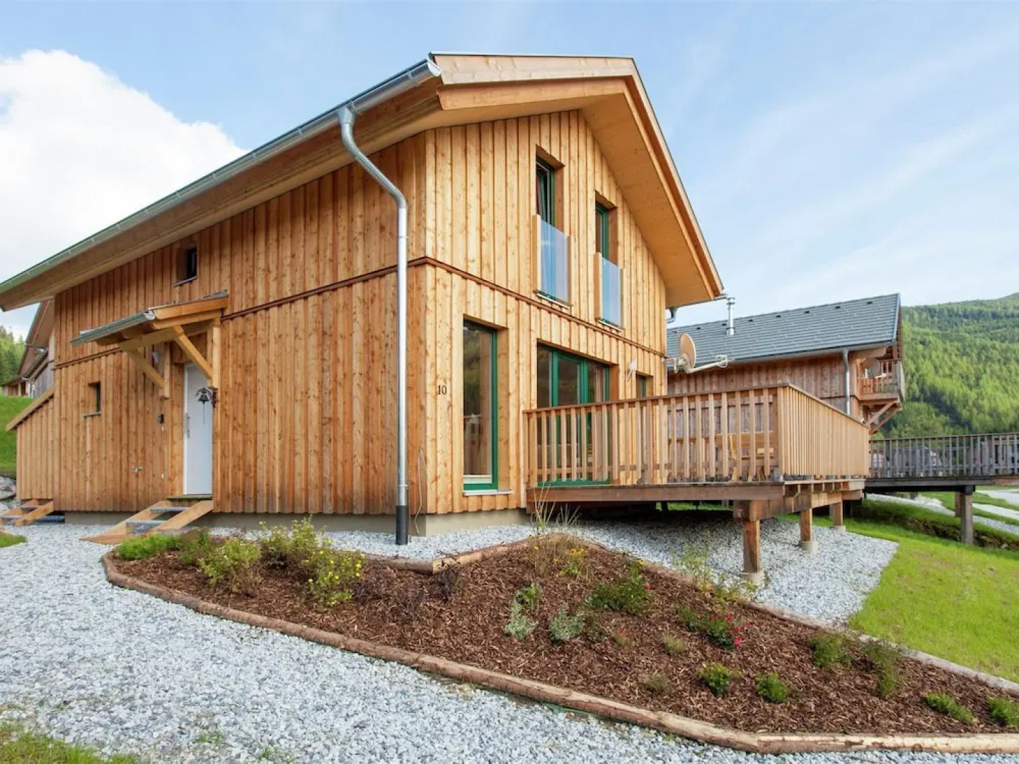 Wooden Chalet with Wellness Centre in Hohentauern