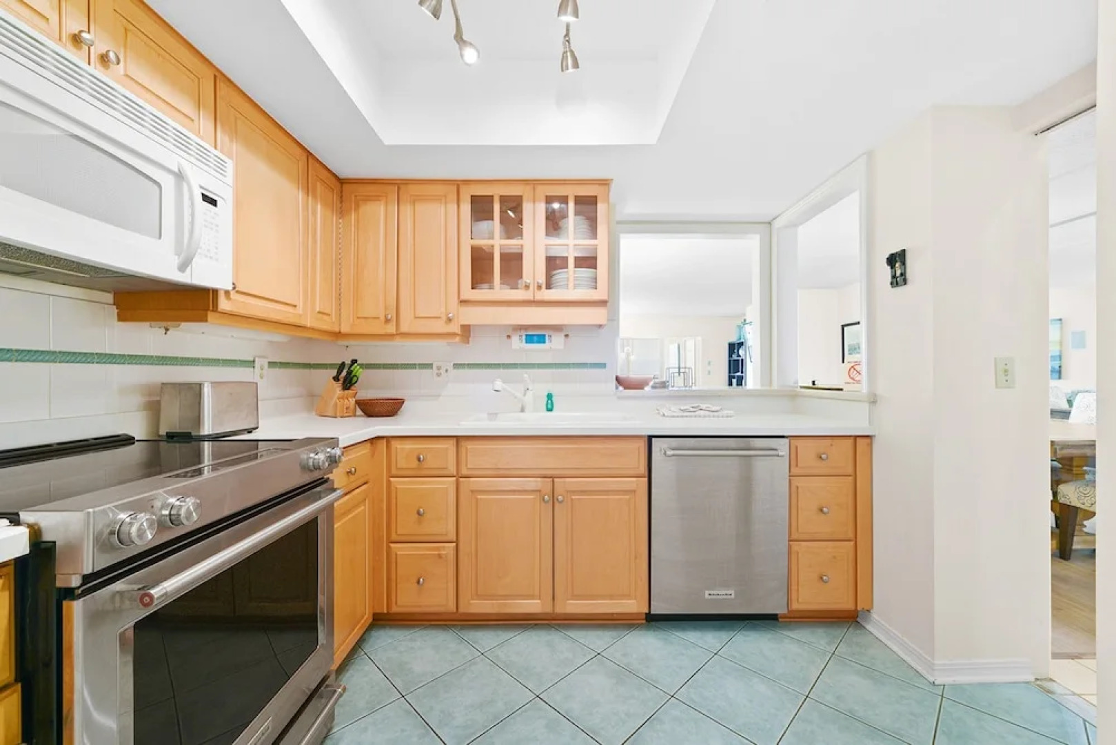 Ponte Vedra Ocean Manor 693c-104 by Vtrips