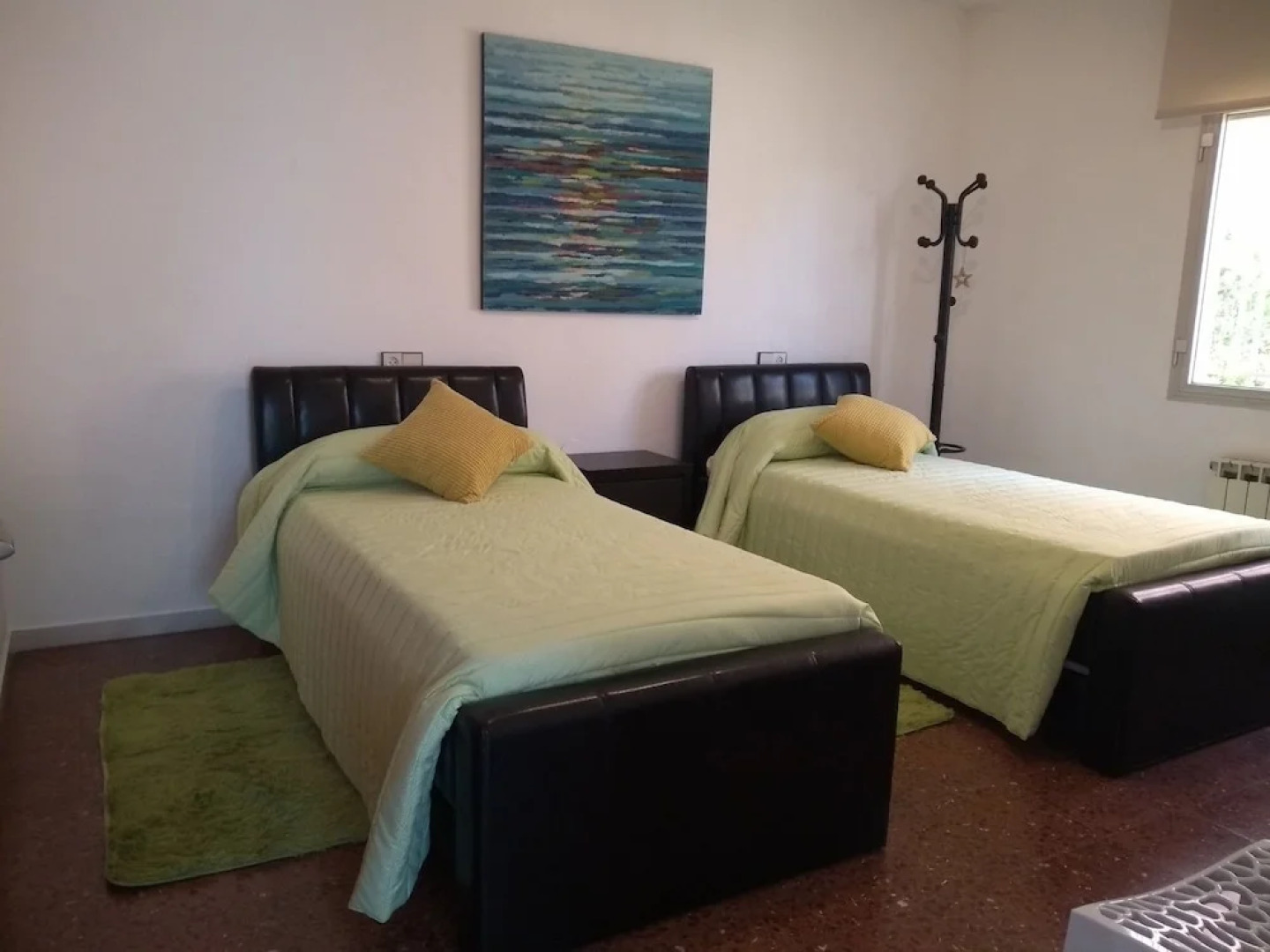 Bright And Comfortable House 20 Min To Barcelona