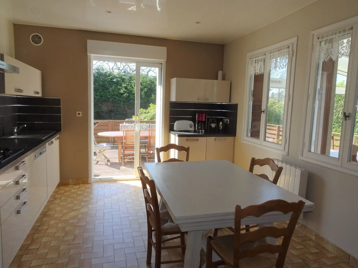 Classic Breton holiday home on the Pink Granite Coast