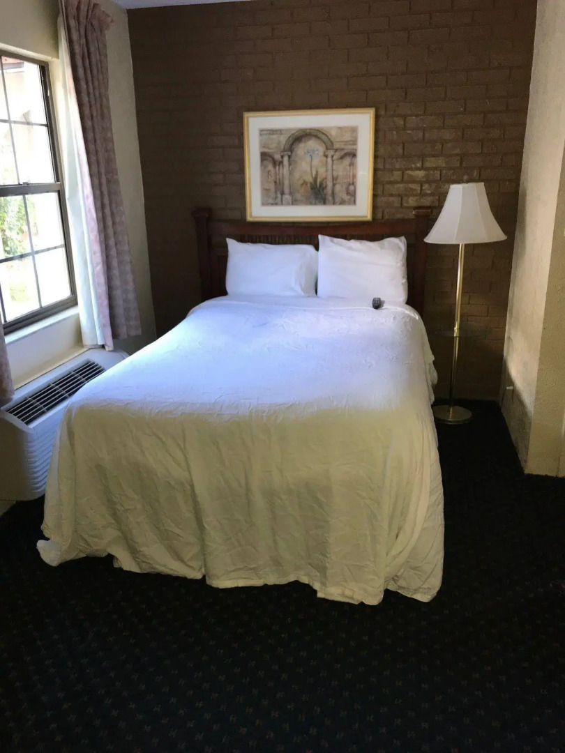 Motel 6 Tallahassee, FL – North Monroe