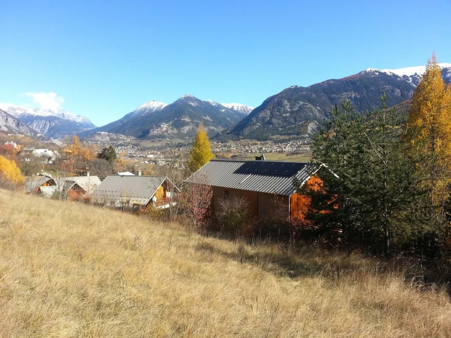 Apartment With 4 Bedrooms in Puy Saint André, With Wonderful Mountain