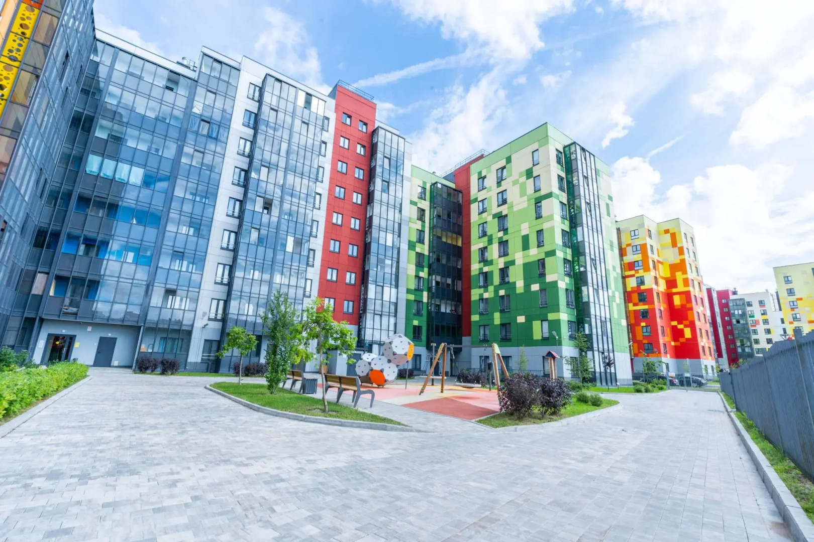 Best House (Бест Хаус) на улице Чехова 43 корпус 1