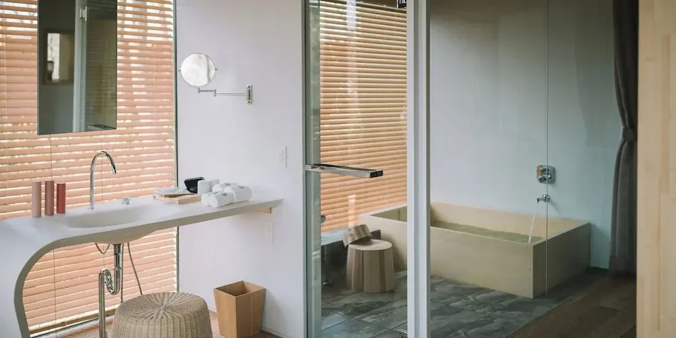 Snow Peak FIELD SUITE SPA HEADQUARTERS