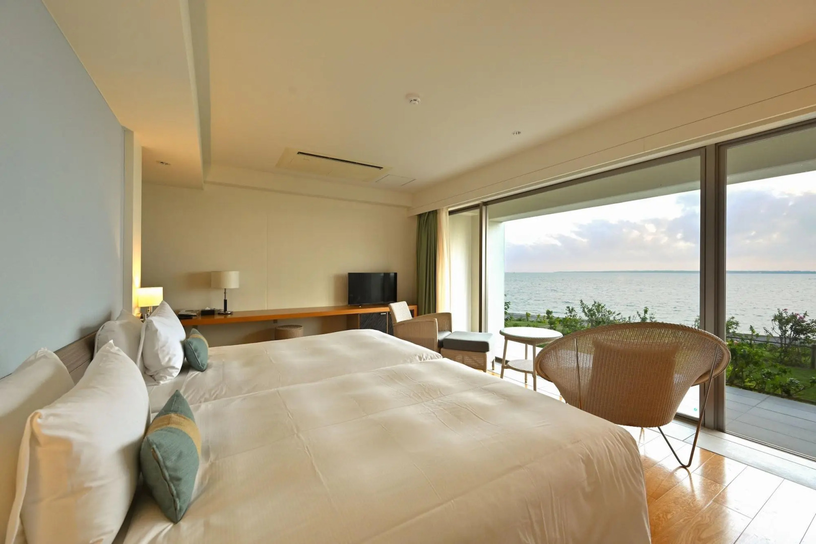 Beach Hotel Sunshine Ishigakijima