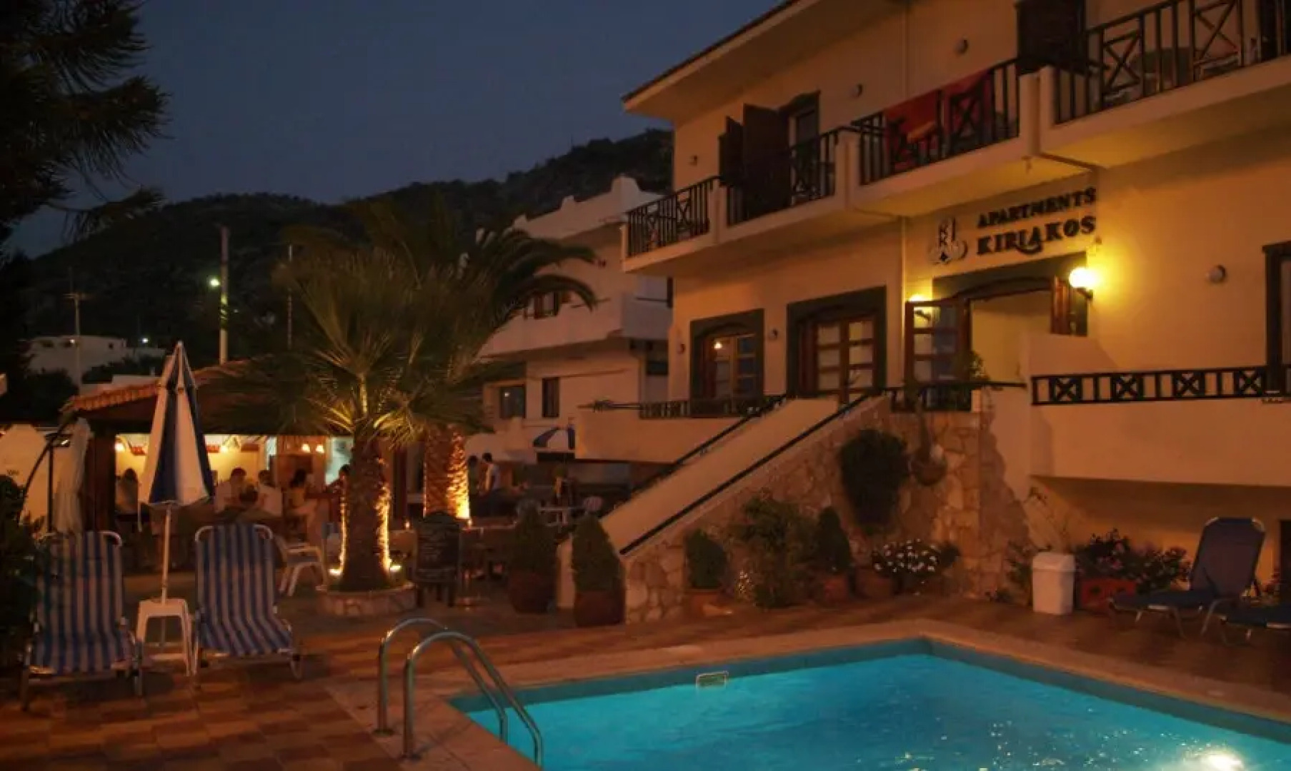 Kiriakos Studios Apartments