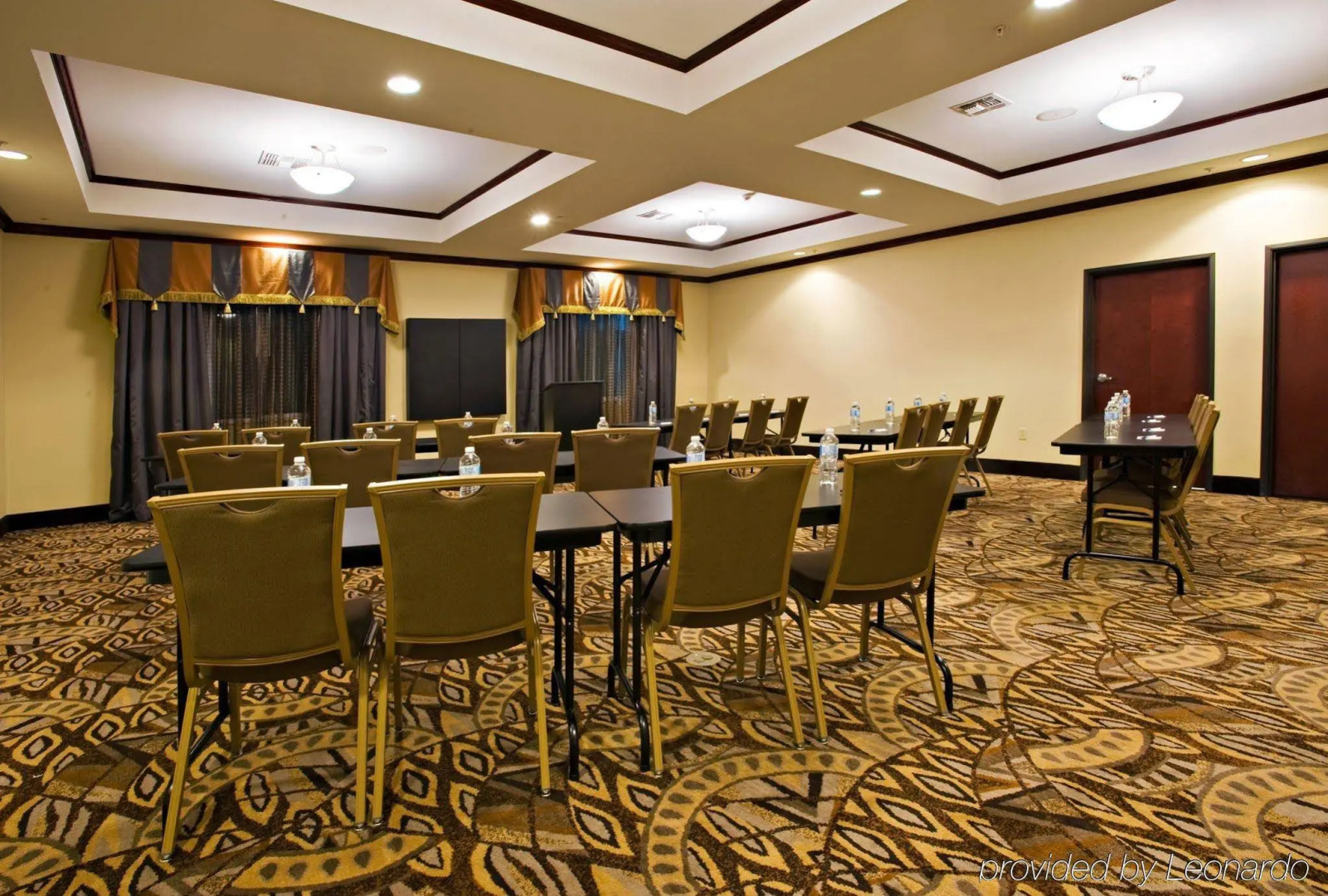 Holiday Inn Express &Suites Snyder by IHG