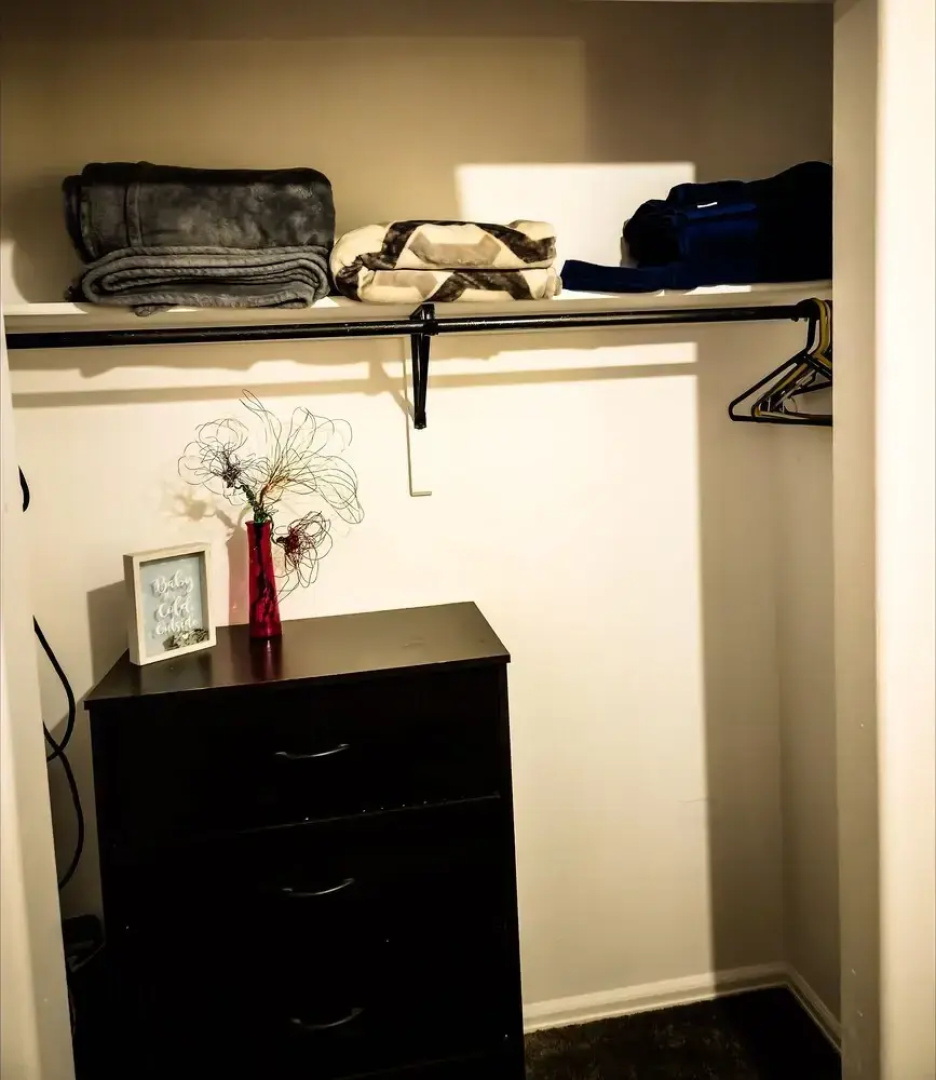 Private Room Wfold Away Bed For Opt Use Of Space