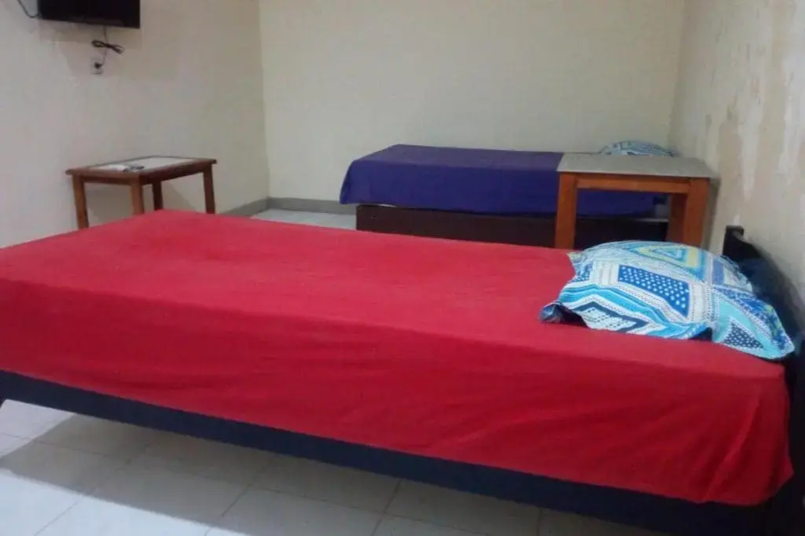 Rifaraz Syariah Hotel by OYO Rooms