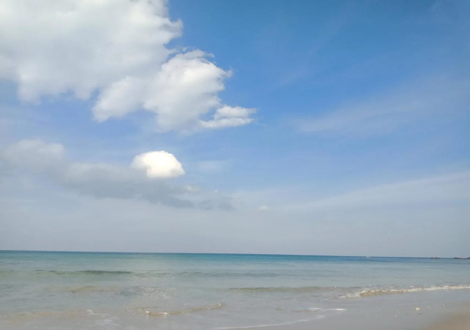 The Sea At Lanta Hotel