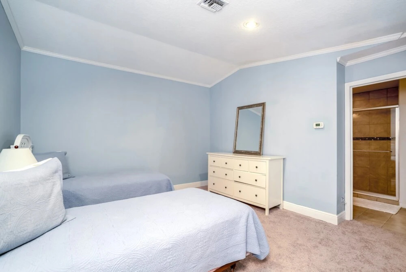 Ultimate 6 Bedroom 5 Bathroom On Bay Hill