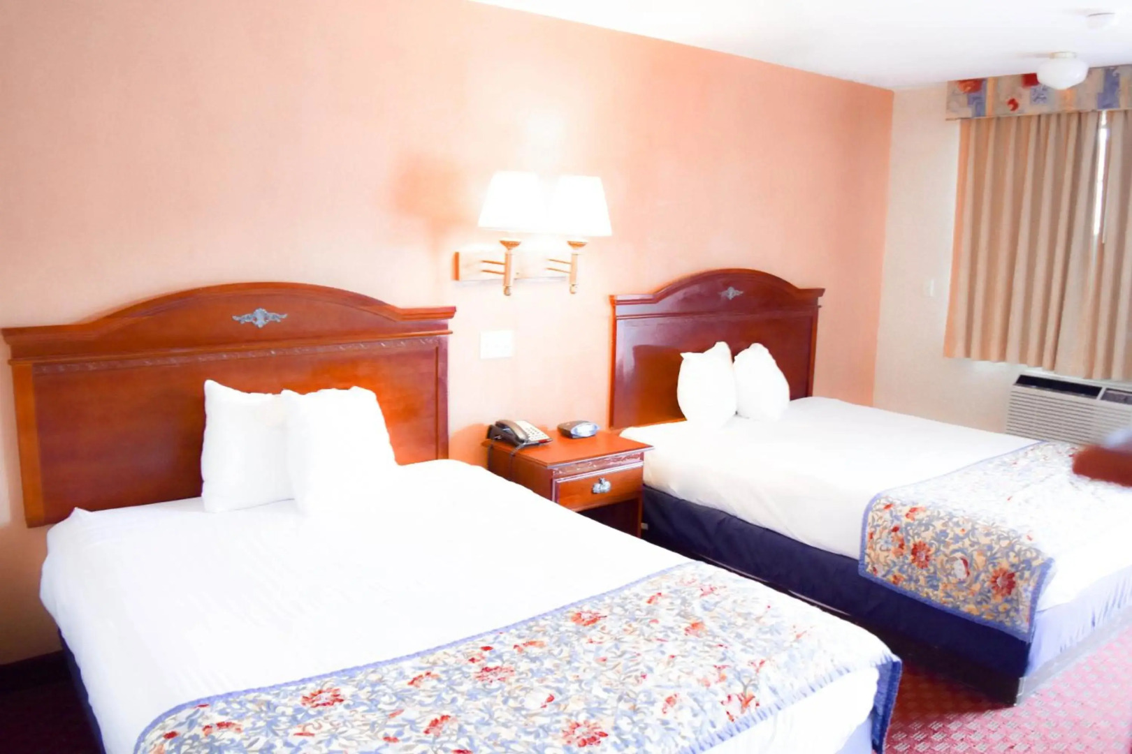 Knights Inn North Attleboro