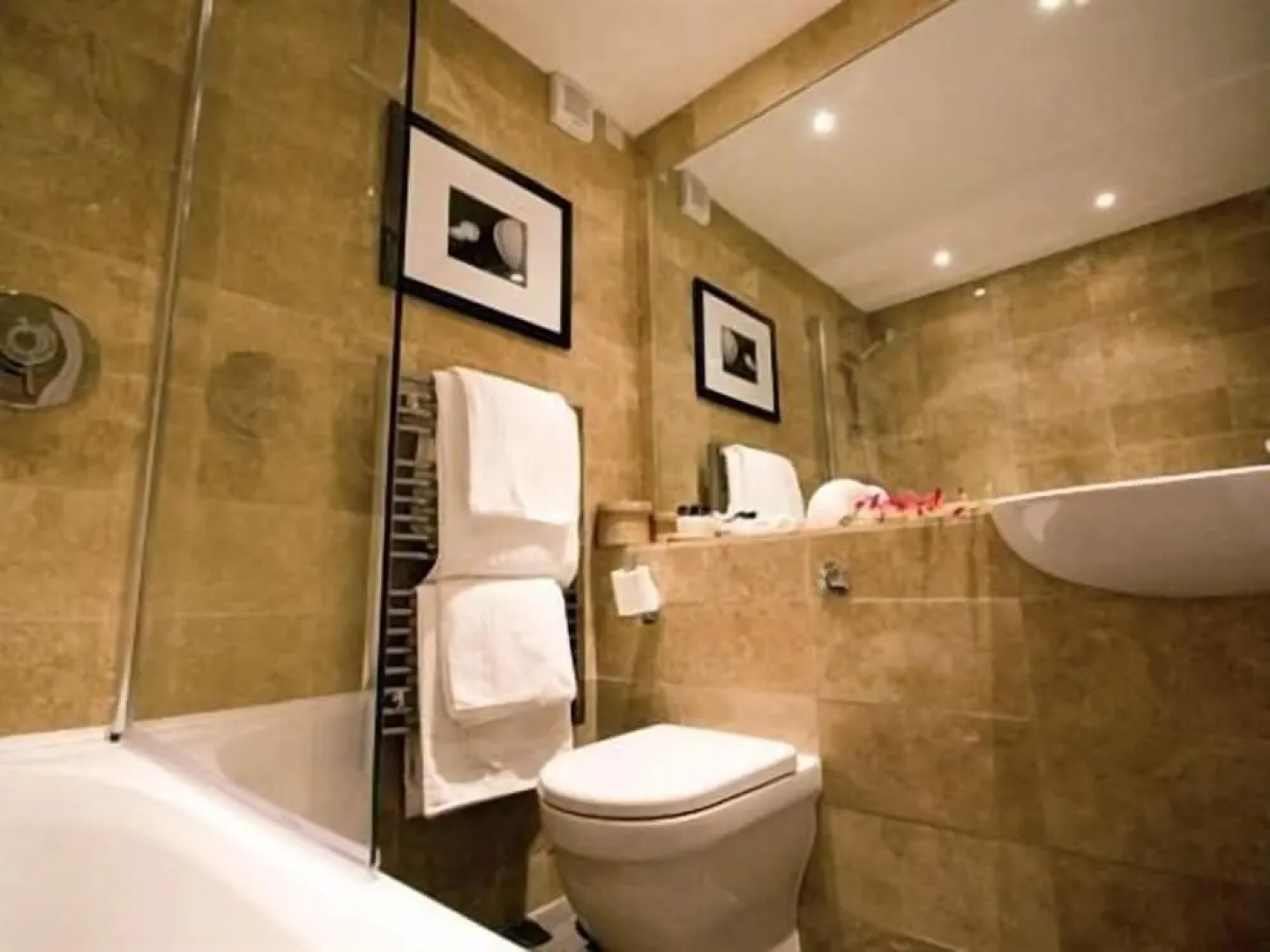 Plantation House Hotel