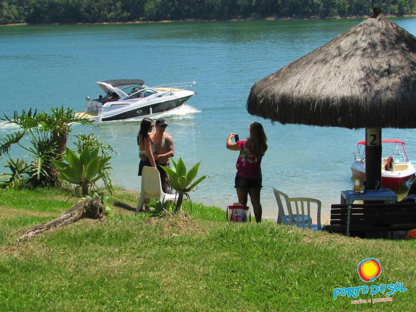 Marina e Pousada Porto do Sol