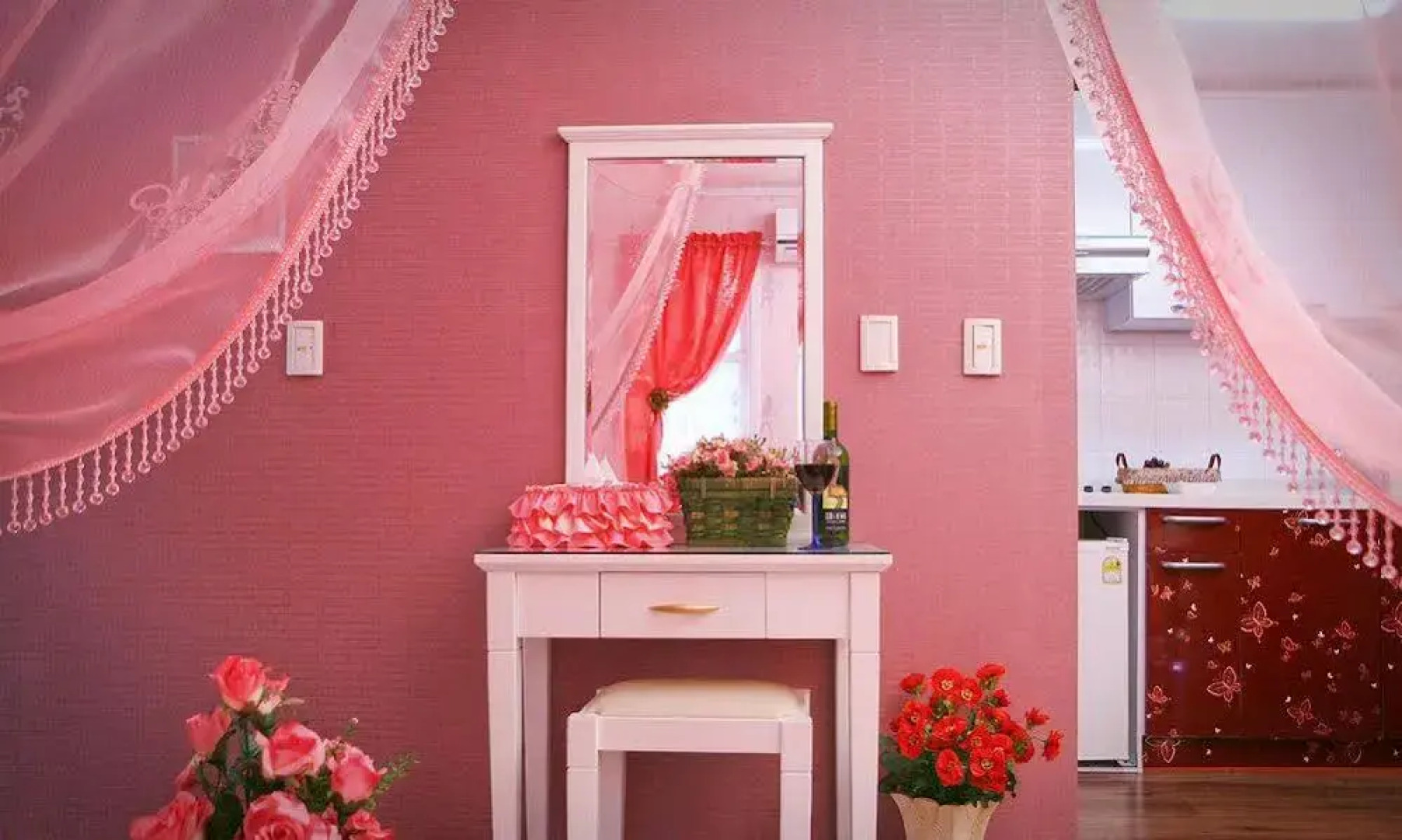 Spring Summer Fall Winter Pension