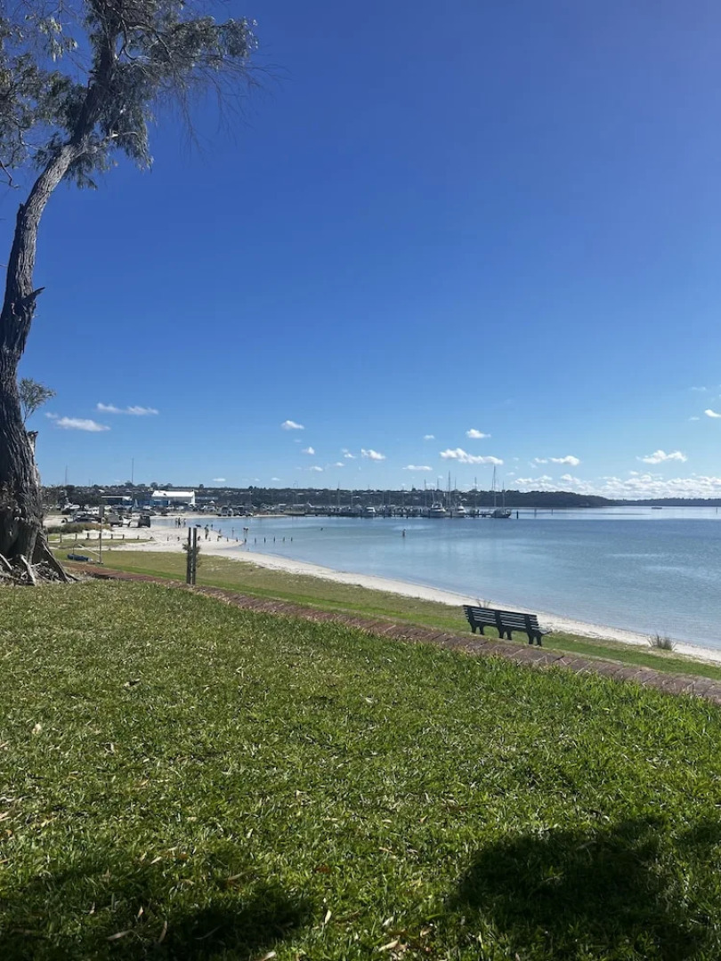 Emu Point Motel & Apartments