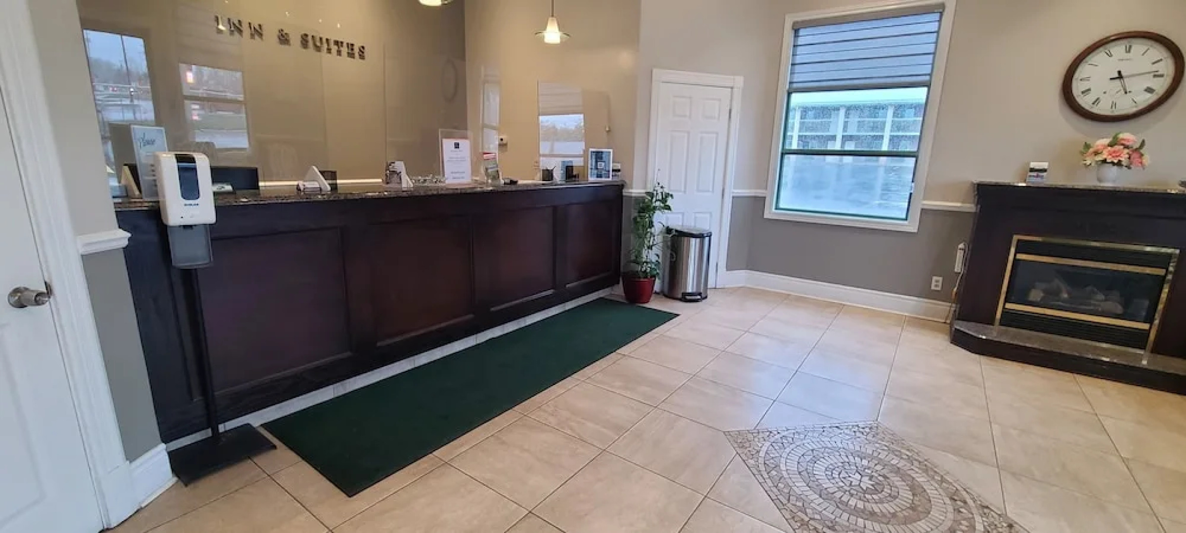 Riviera Inn and Suites 1000 Islands