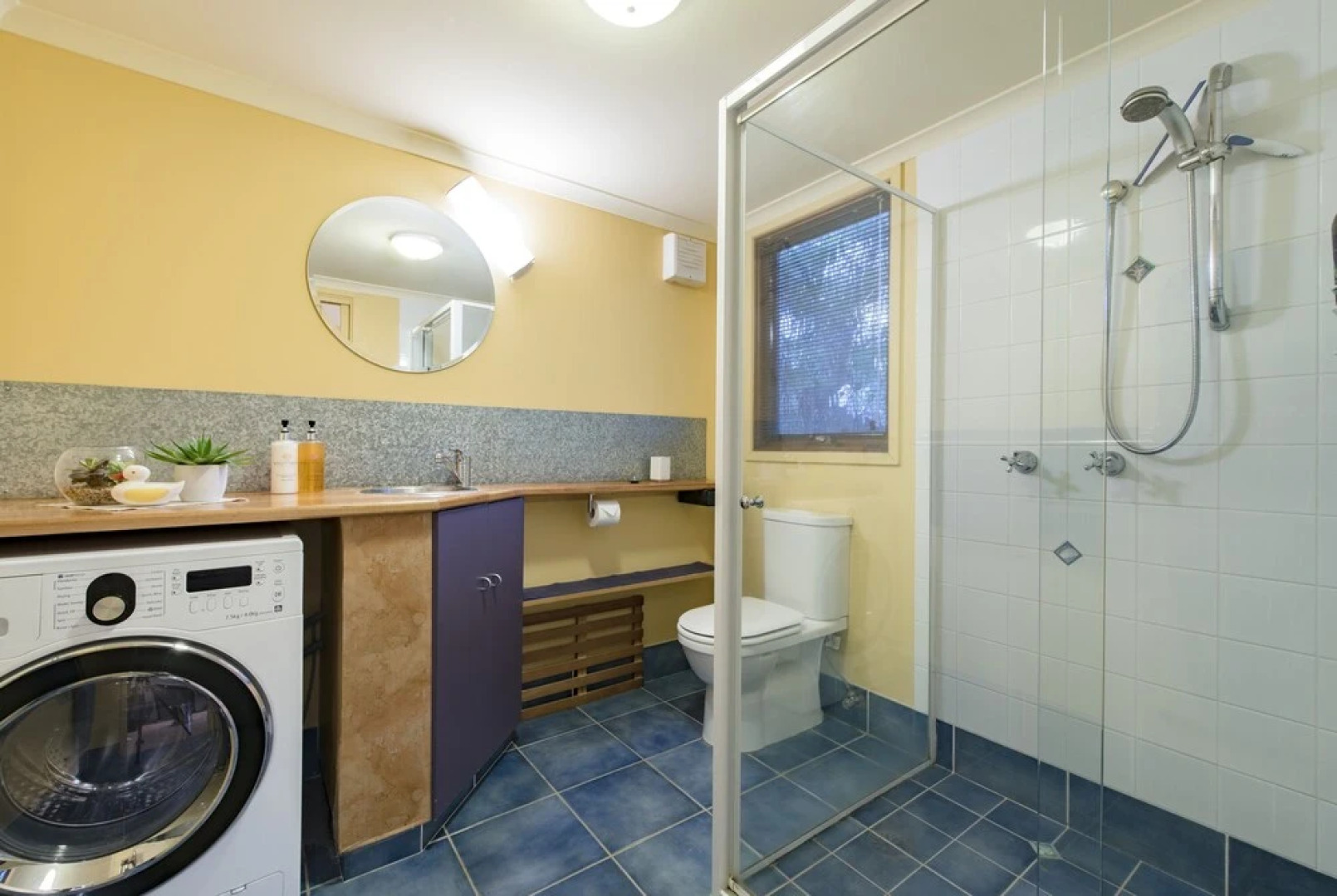 Earle Street Apartment