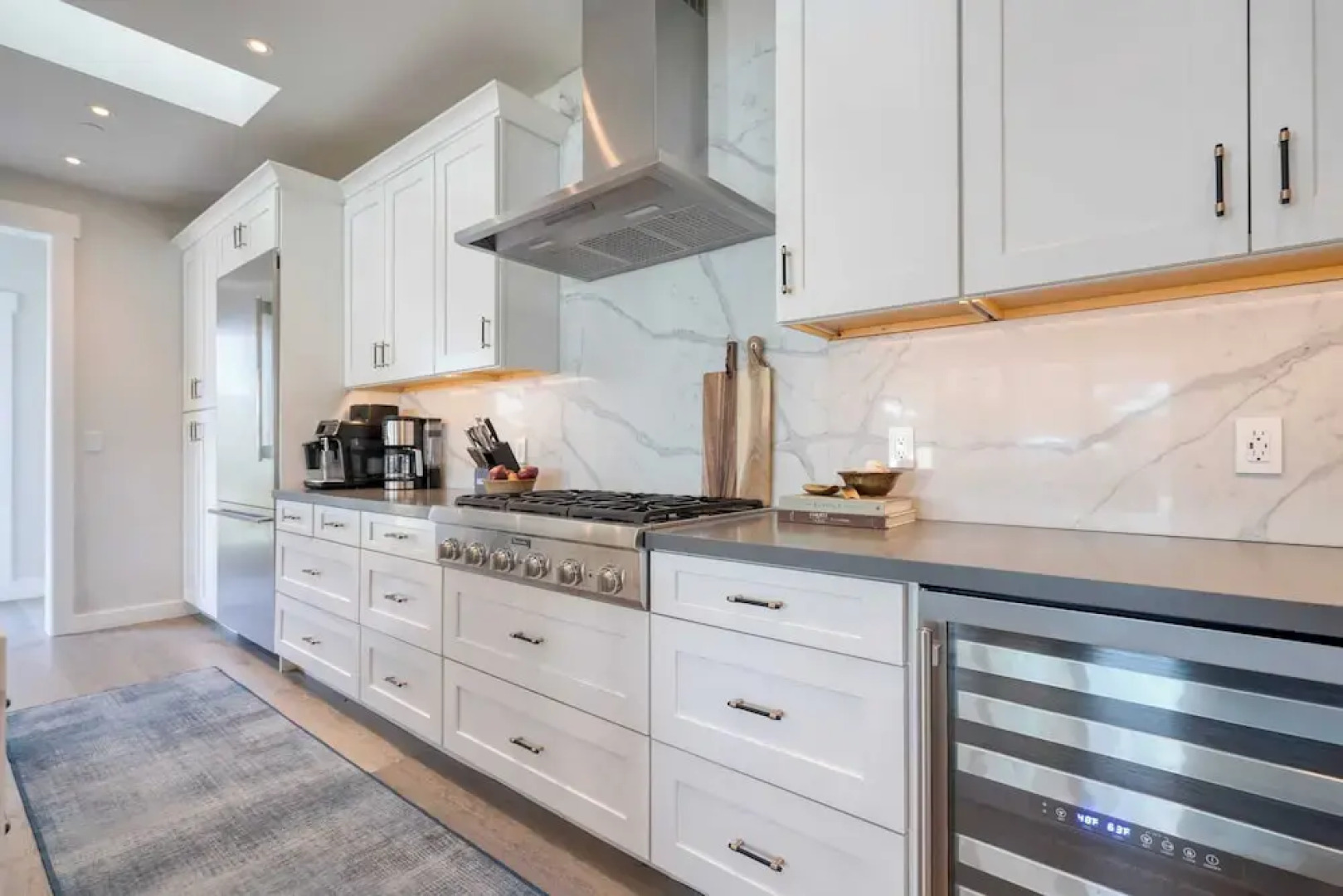 Luxe, Pool, Spa, Fire Pit, Game Room, Piano Sonoma Pool Retreat by Avantstay