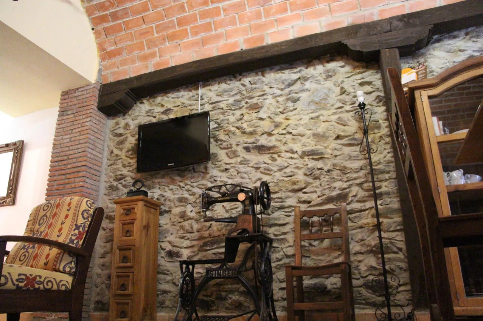 Apartamentos y Casas Victor