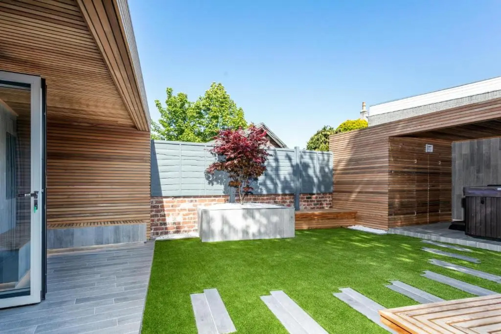 The Alexander - Donnini Deluxe