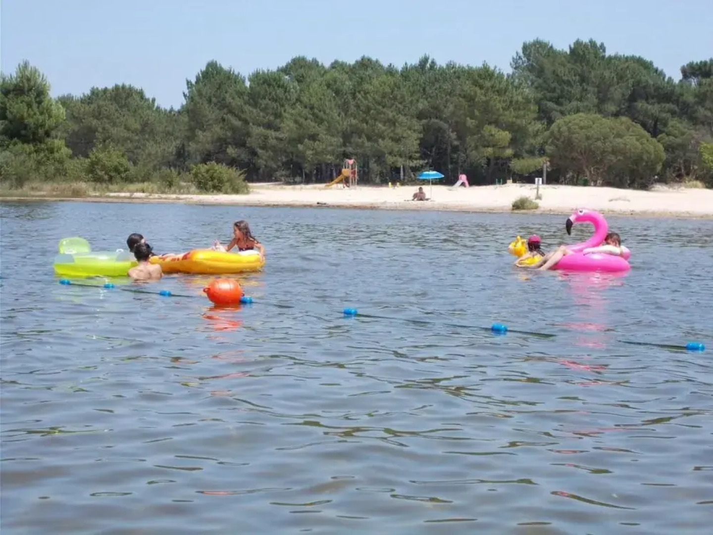 Bungalow With 3 Bedrooms in Gastes, With Shared Pool, Enclosed Garden and Wifi - 11 km From the Beach