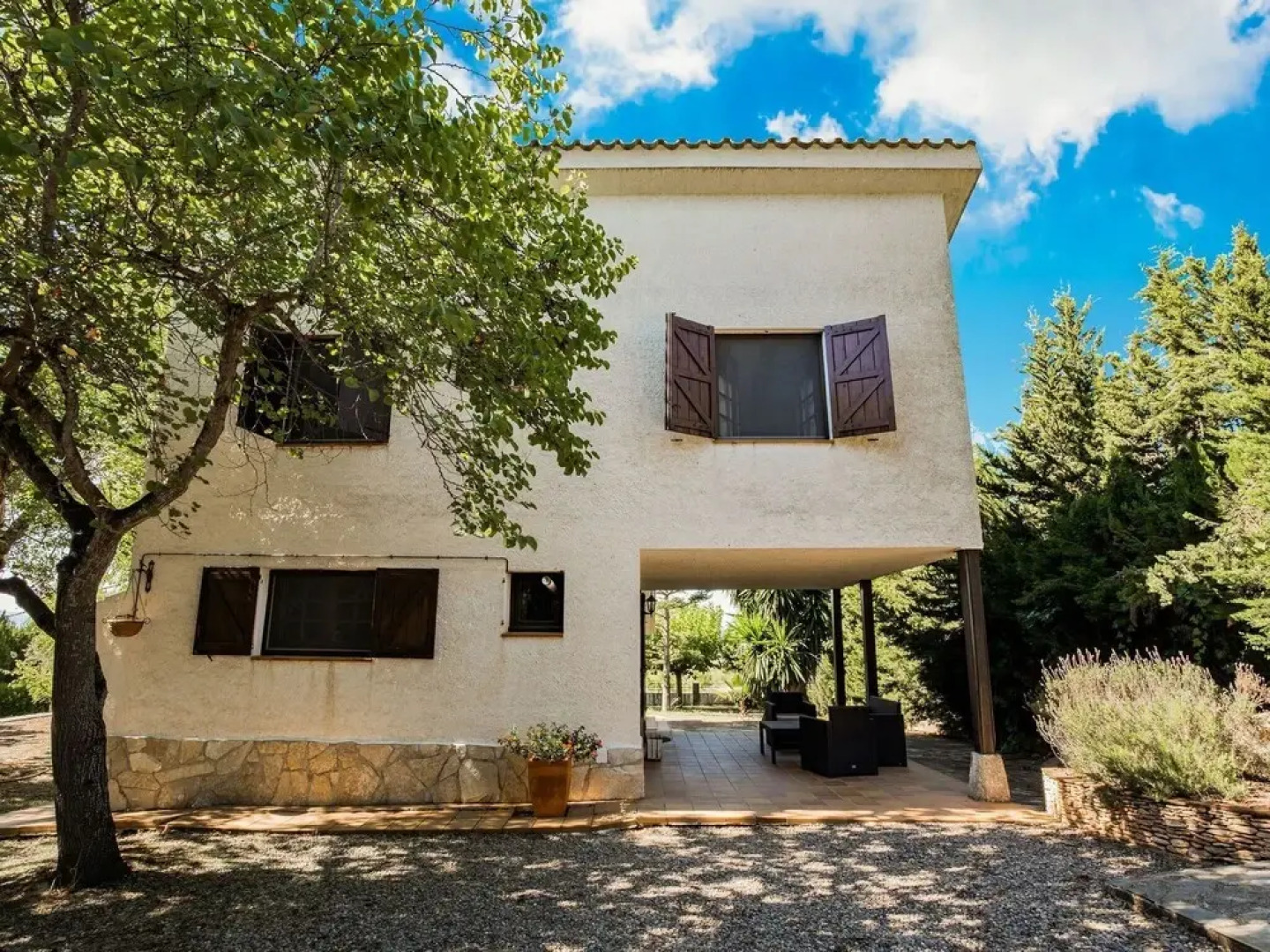 Cottage for a Family Vacation in Montferri With a Private Garden