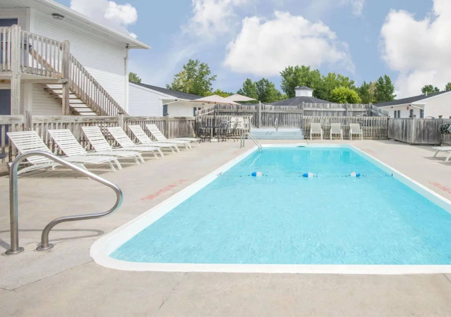 Knights Inn Sandusky