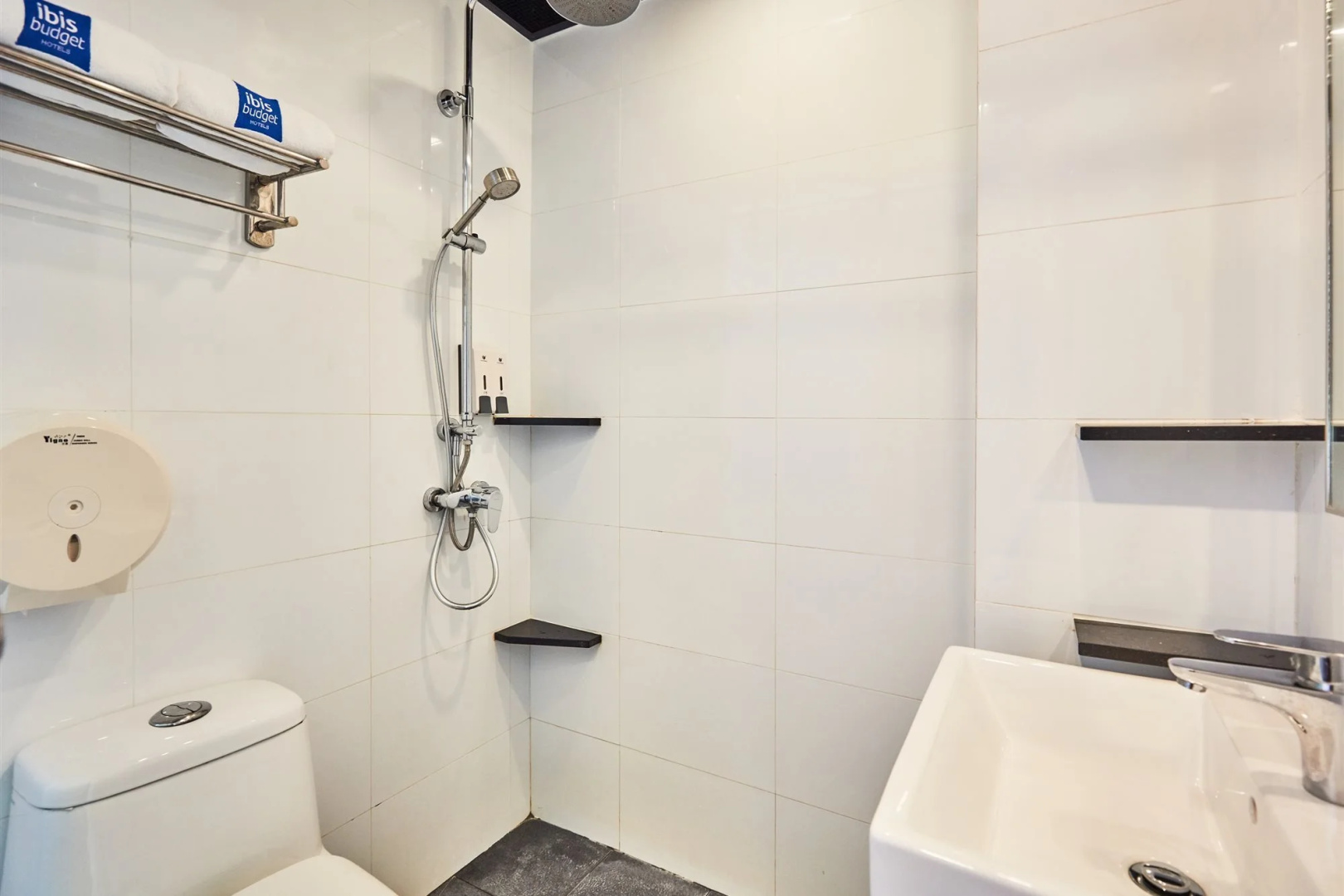 ibis budget Singapore Pearl (ex. Fragrance Hotel - Pearl)