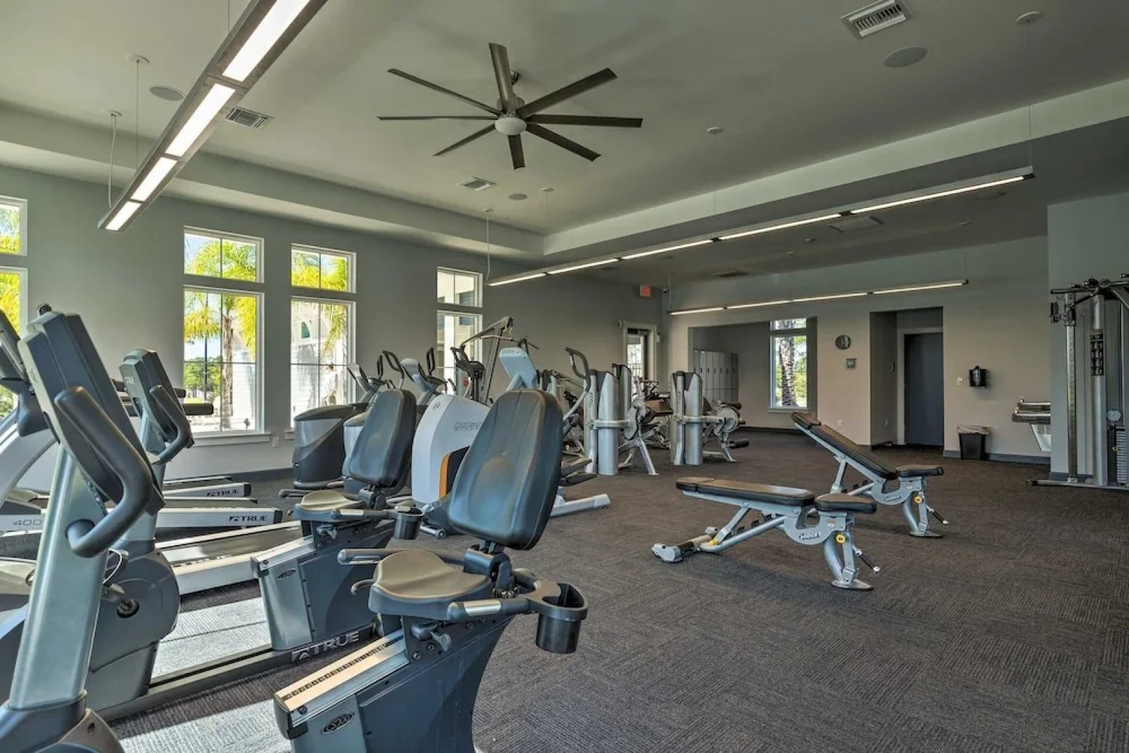 New! Unforgettable Family Getaway At Resort ! 3 Bedroom Townhouse