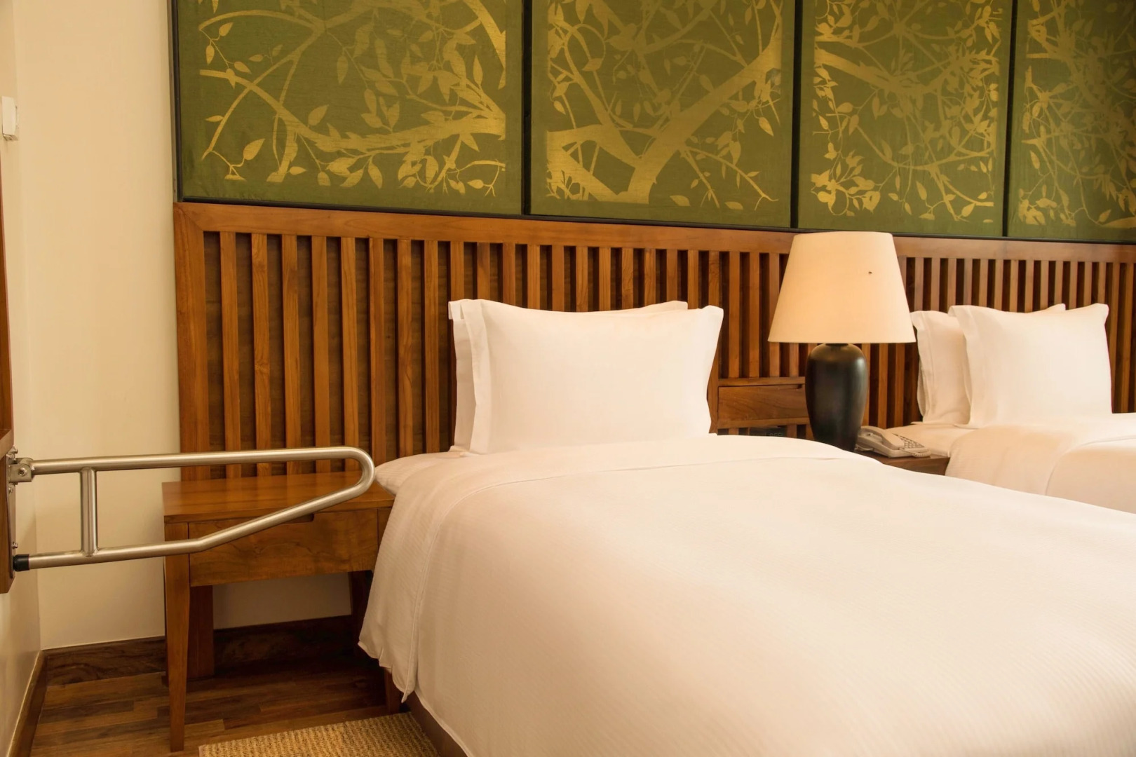 DoubleTree by Hilton Weerawila Rajawarna Resort