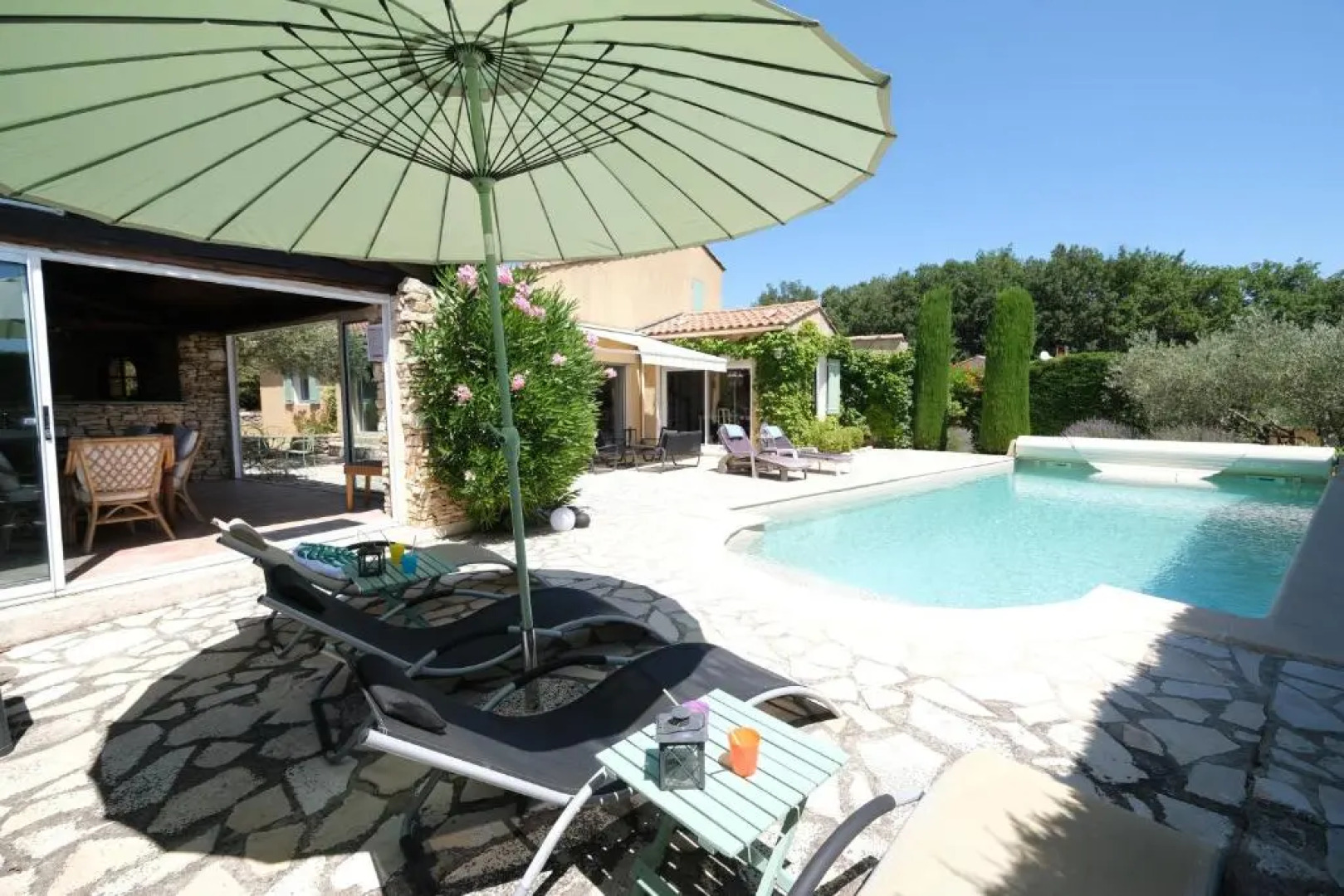 Très Agréable Location de Vacances Avec Piscine Privée Dans Le Luberon, Située En Campagne de Gargas, Proche de Roussillon, 8 Personnes, Ls2-15 Lou Classi