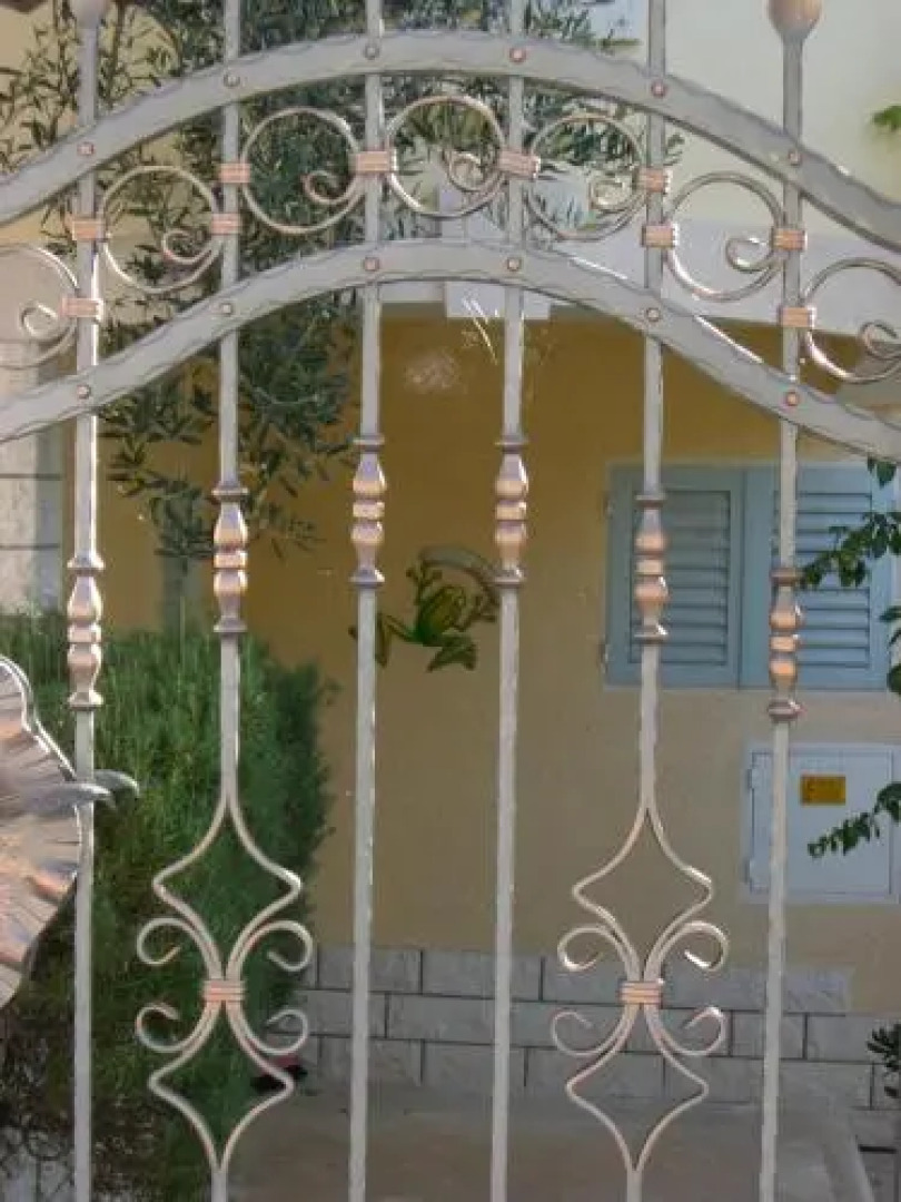 Apartments Anini Dvori