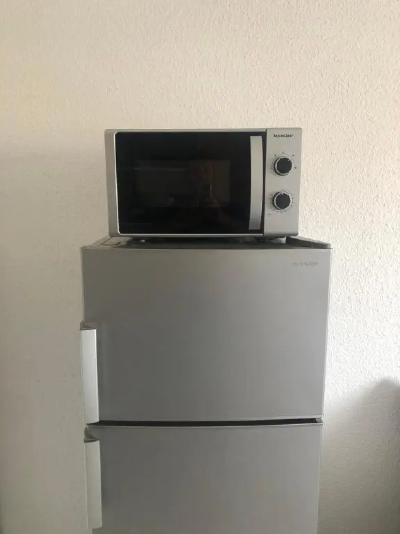 Cannes Marina Résidence Le Surcouf - Studio de 28m2 au 10ème étage avec piscine, terrasse, parking, vue montagne et port : Mandelieu-La Napoule