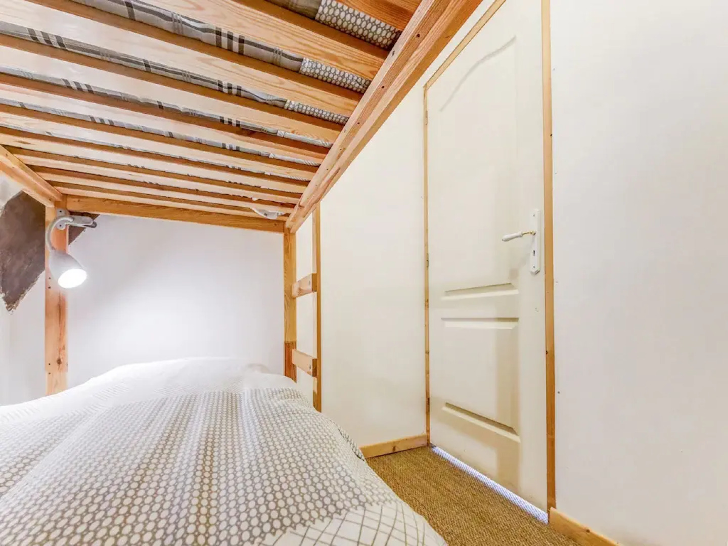 Welcoming Holiday Home in Brainville With Fenced Garden