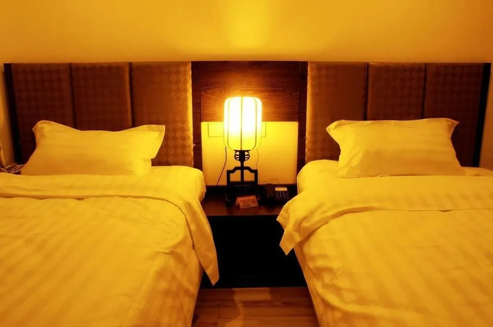 Chengdu Brocade Inn