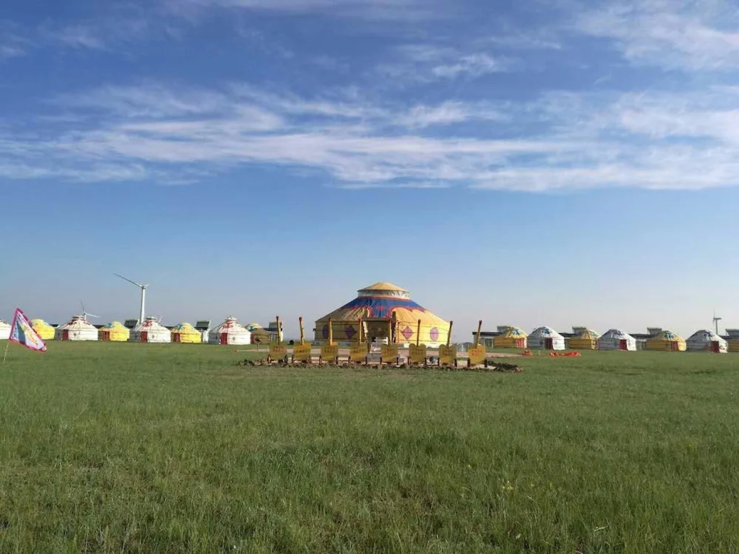 Xilingol Auspicious Horses