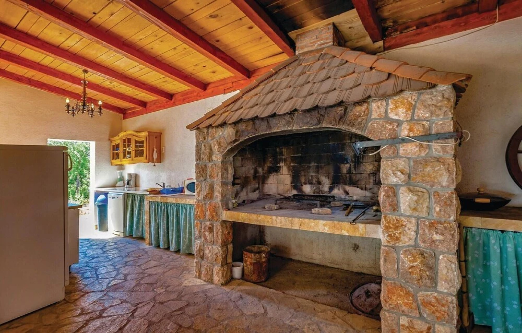 Awesome Home in Jablanac With Wifi and 6 Bedrooms