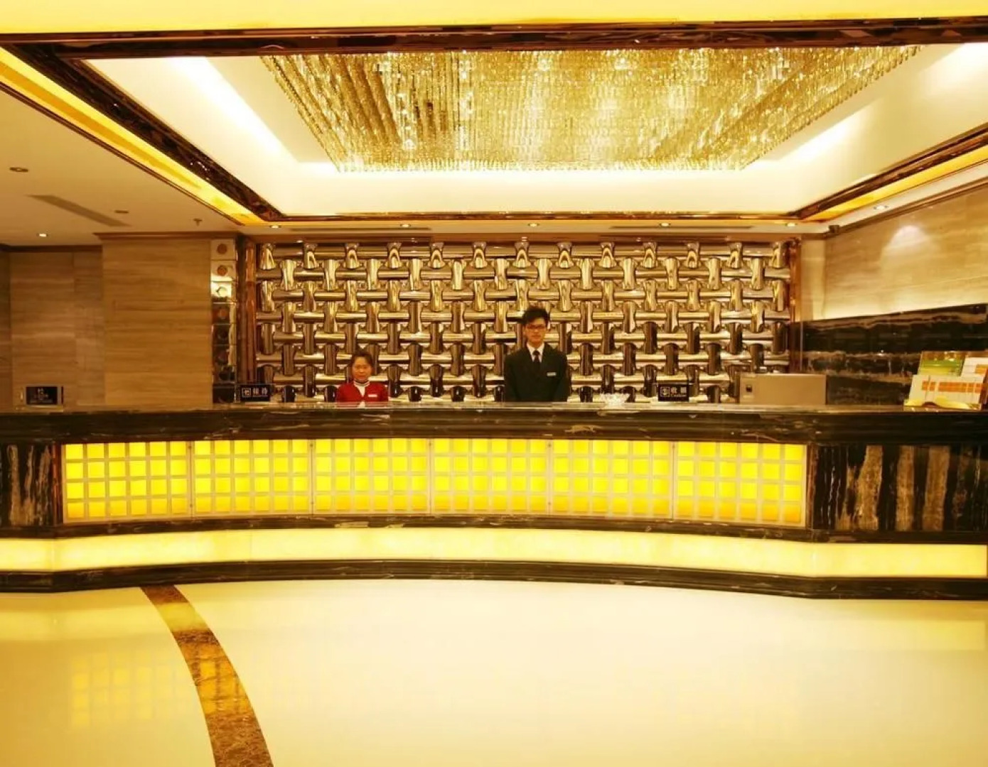 Urumqi City Langcheng Hotel