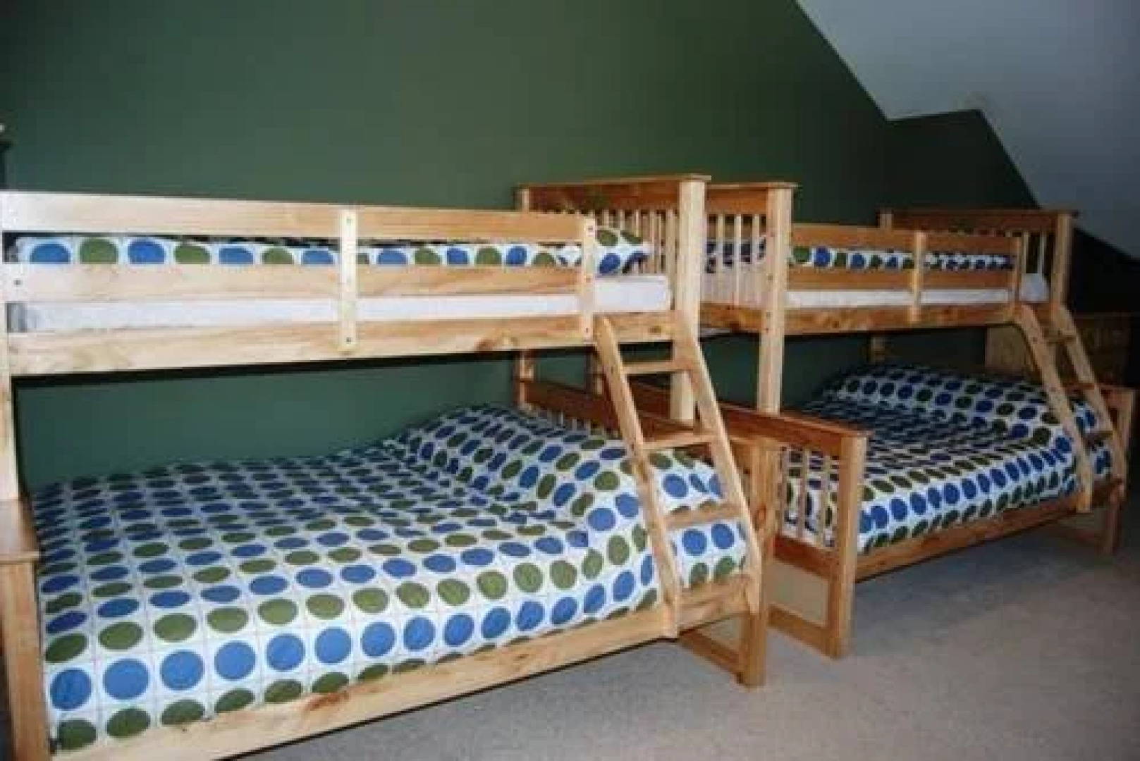 Snow Ridge by Apex Accommodations