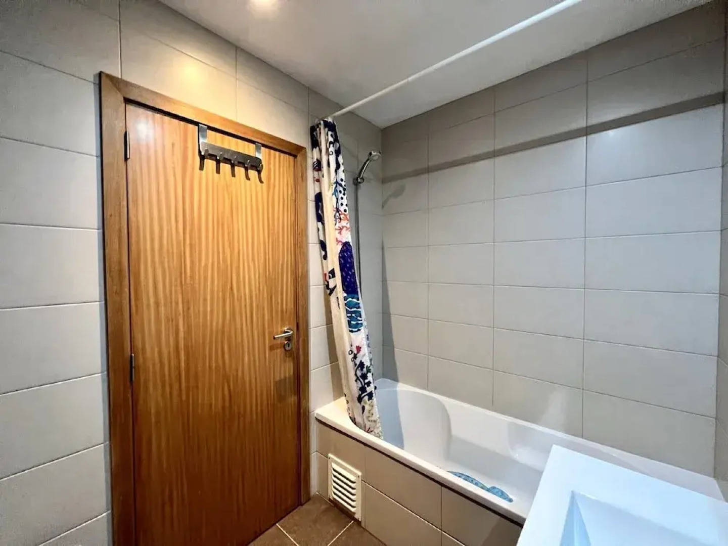 Alcantarilha Vilalux by Homing