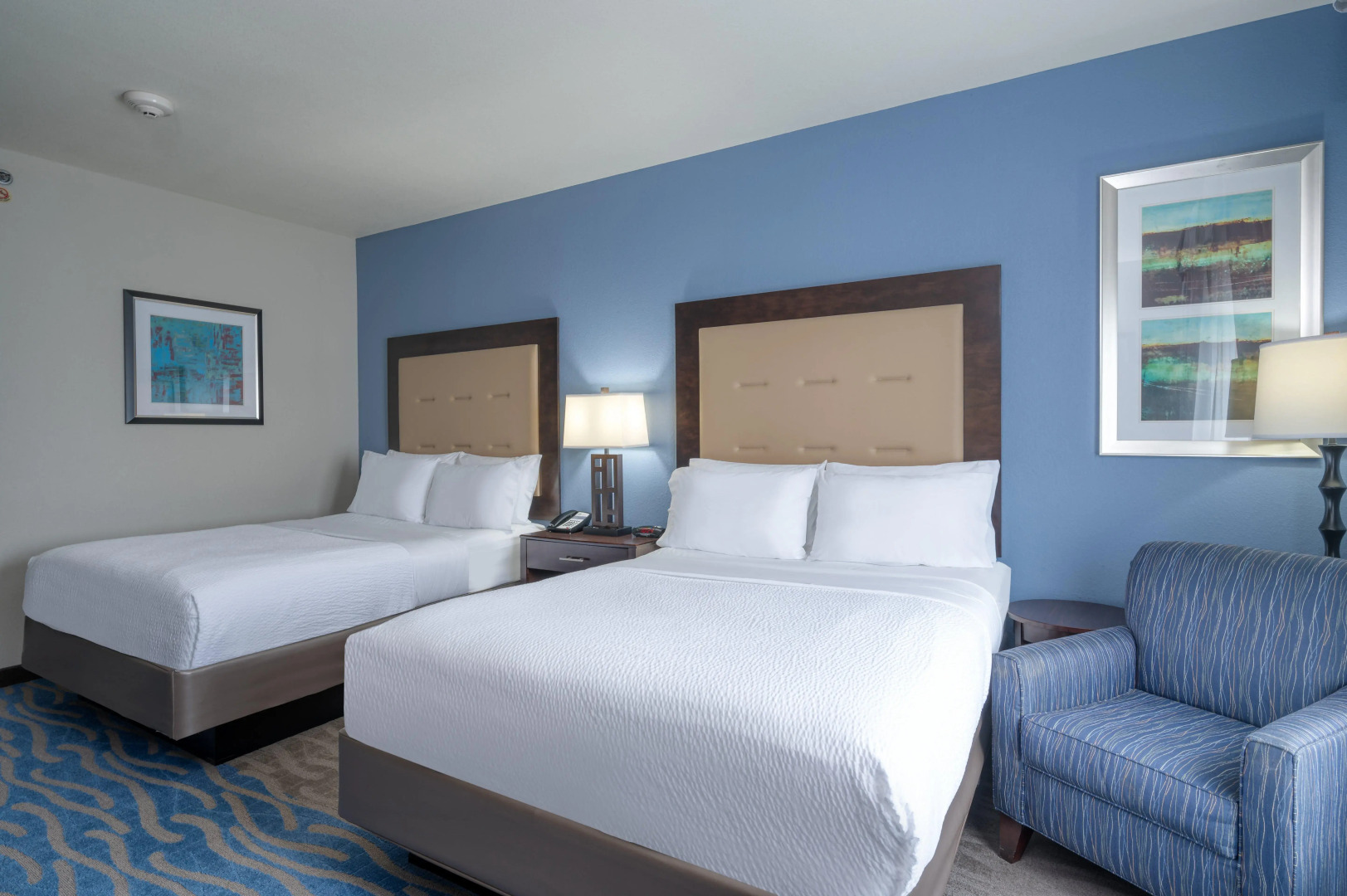 Holiday Inn Express & Suites Edwardsville by IHG