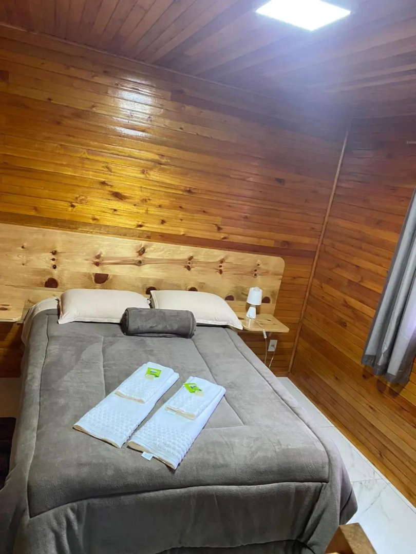 Águia Dourada Hospedagem Casa 02