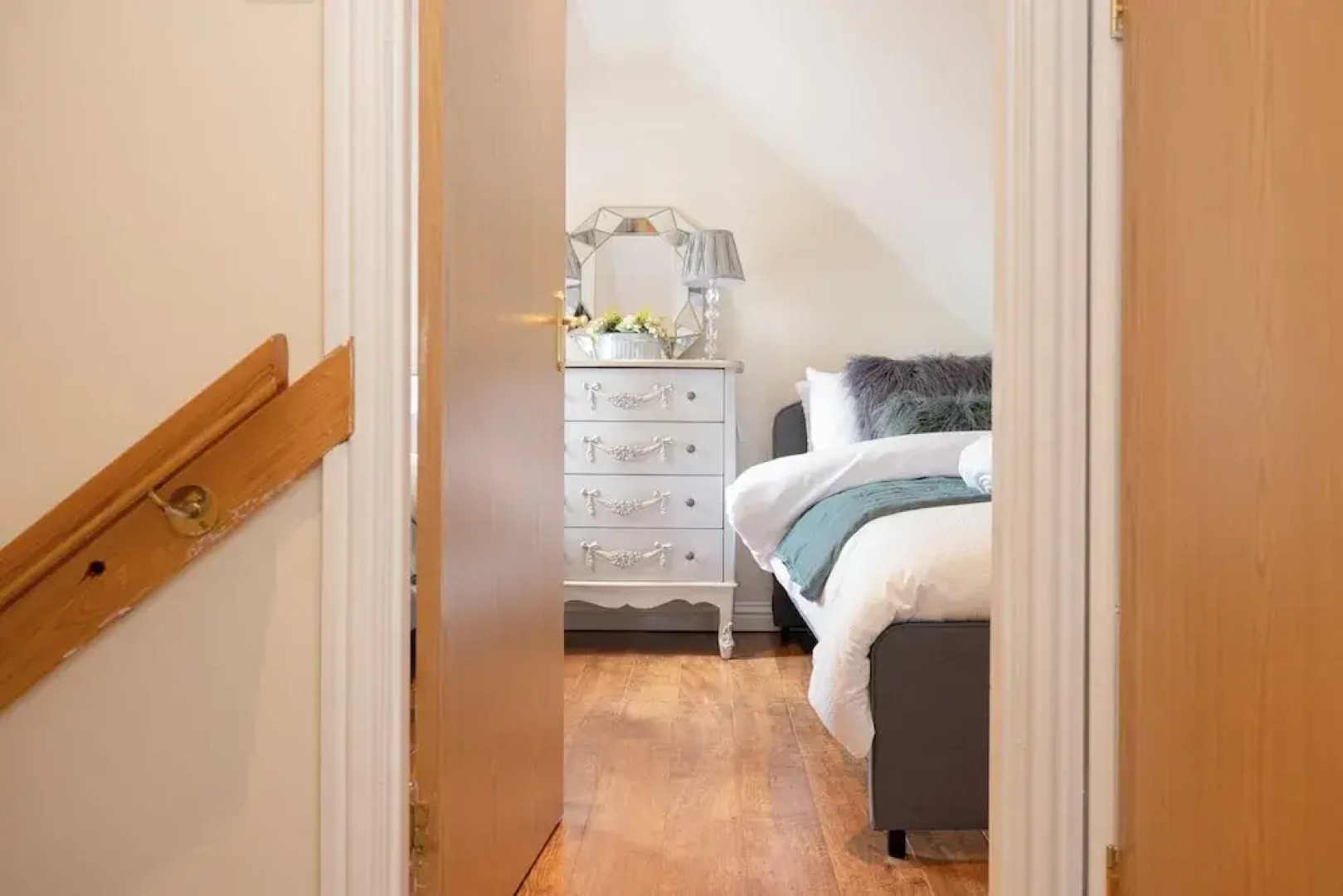 Greenknowes Entire Private Estate