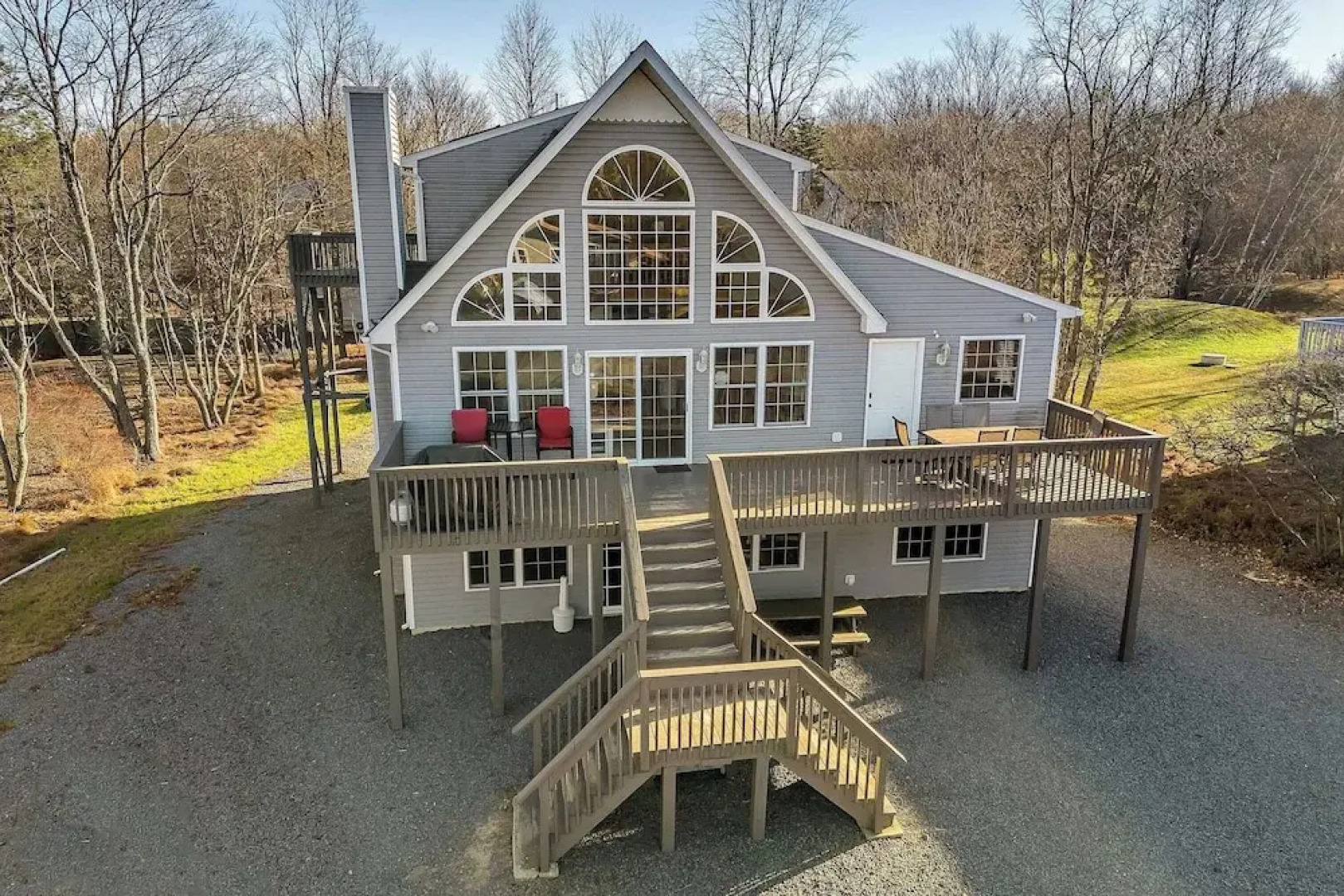 Pocono Pinnacle by Avantstay Steps to the Lake, Game Room, Large Deck