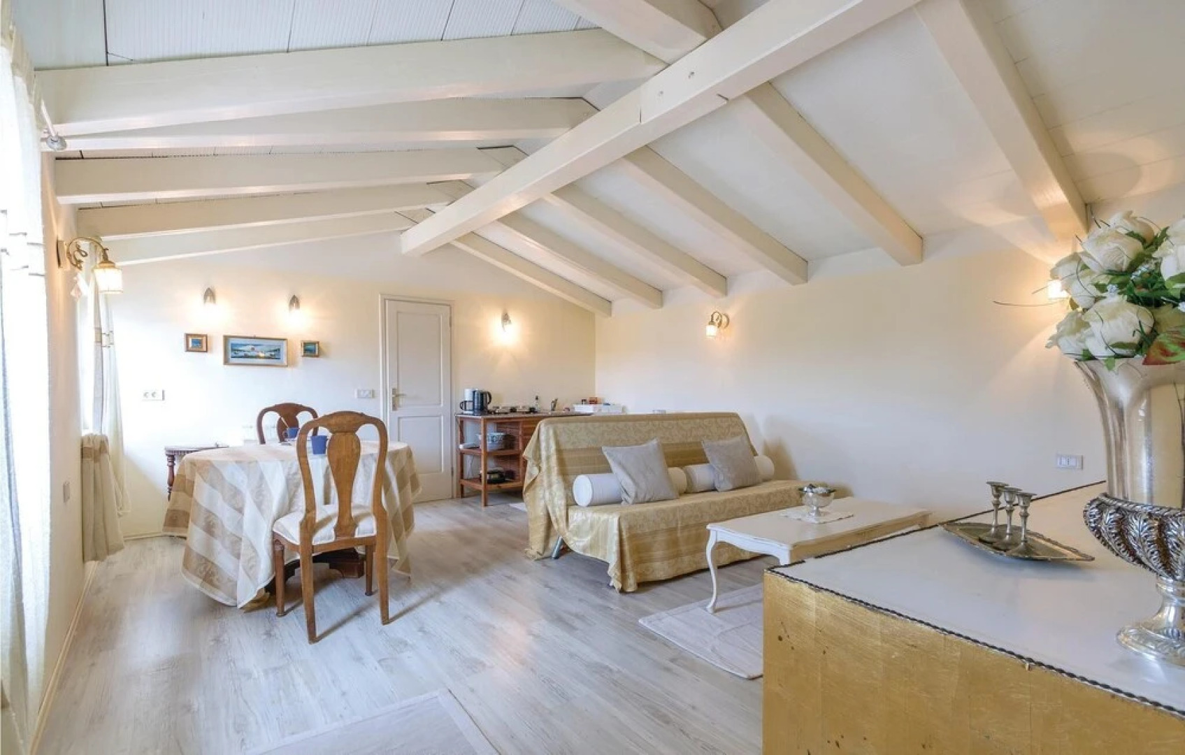 Beautiful Home in Pomer With Wifi and 3 Bedrooms