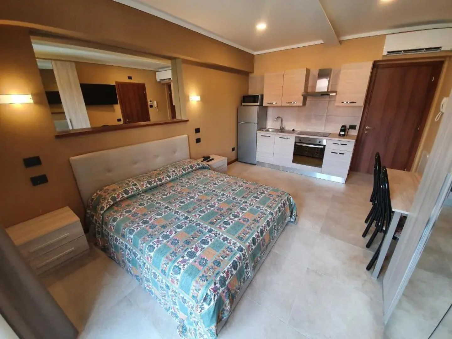 azalea Rooms & apartments domo 3 5