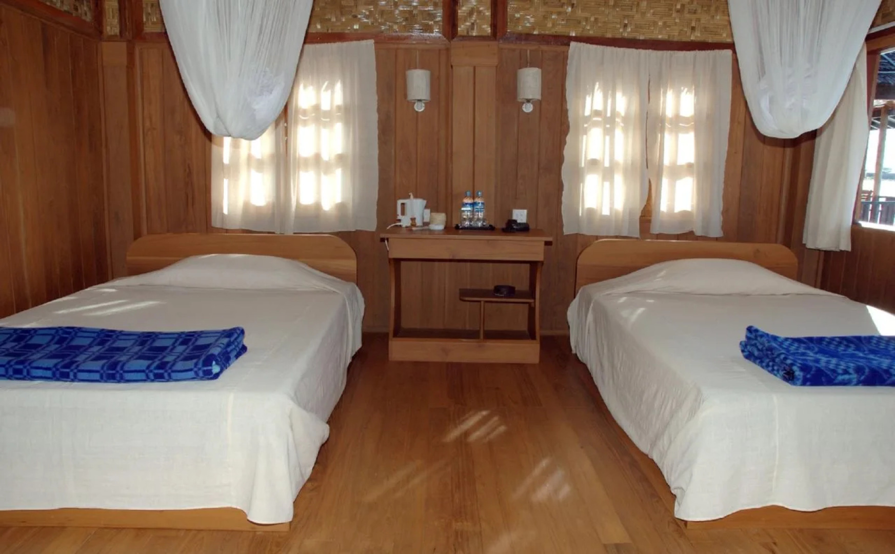 Golden Island Cottages - Nampan